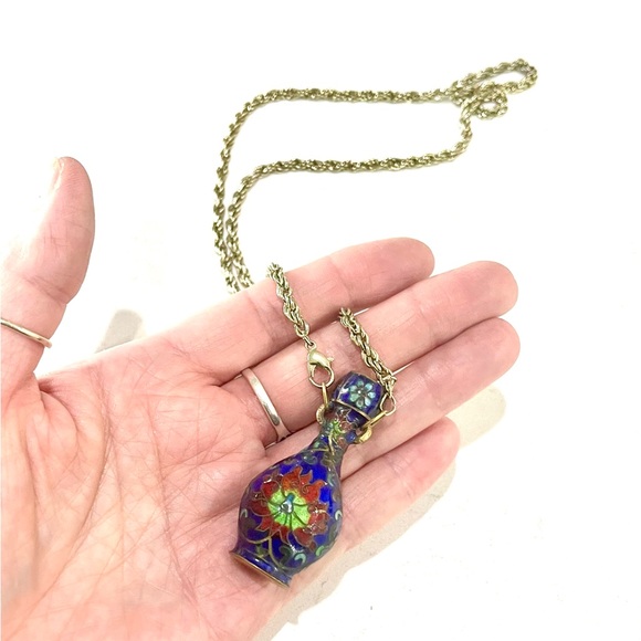 Vintage Designer Cloisonné Enameled Brass Flower Vase/Snuff Bottle Necklace, EUC - Picture 7 of 14